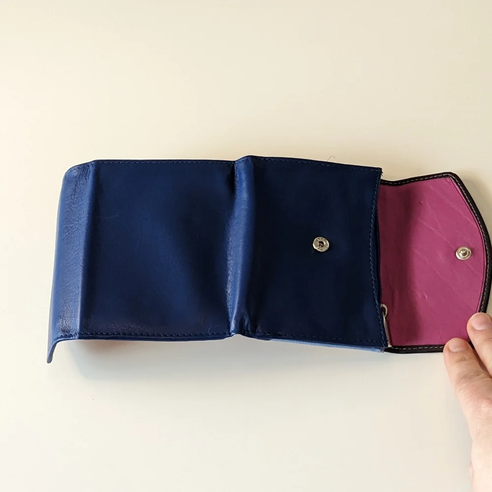 Multicolor Leather Card Holder Wallet - Blue Exterior